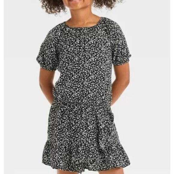 Cat & Jack 2PC Girls' Short Sleeve Floral Woven Top Color Black/White 6/7 - Picture 1 of 7
